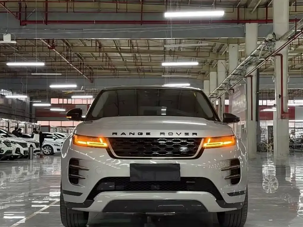 Land Rover Evoque — фото 1
