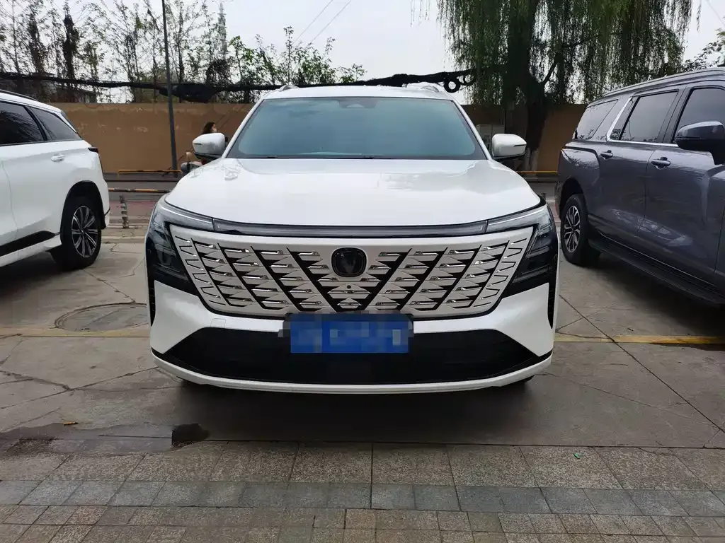 Changan CS75PLUS — фото 6