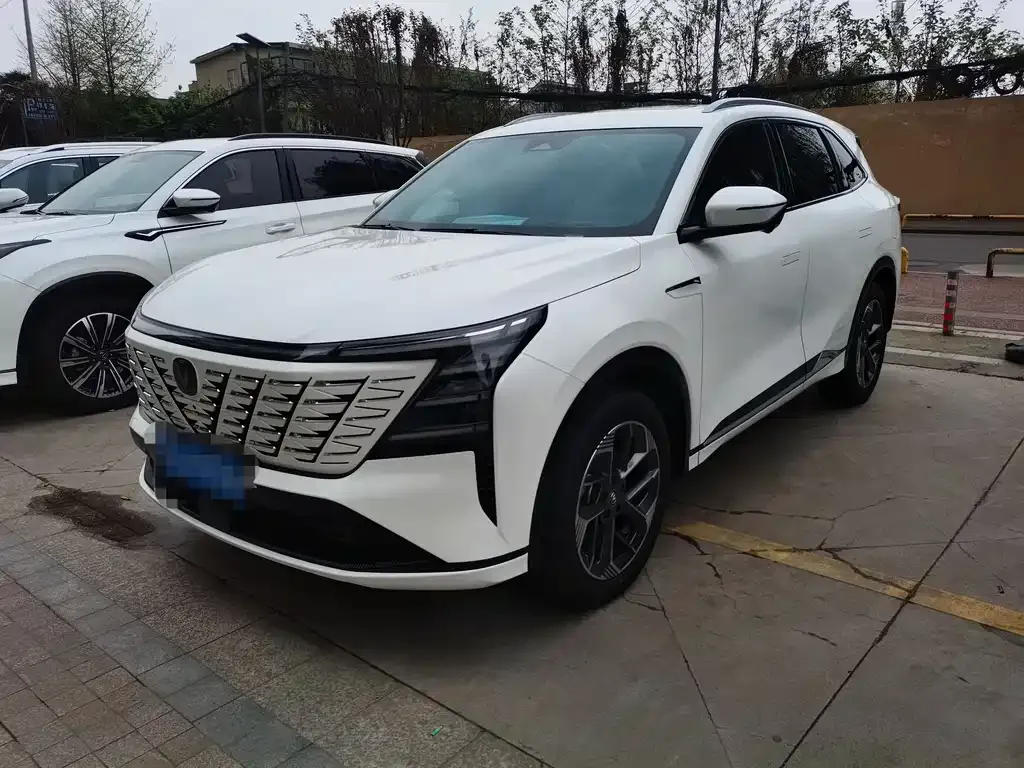 Changan CS75PLUS — фото 9