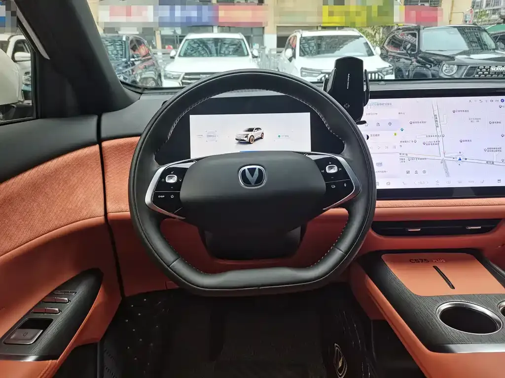 Changan CS75PLUS — фото 3