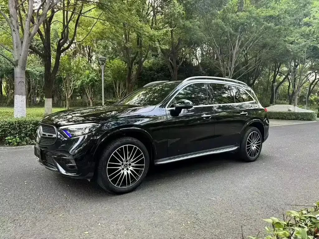 Mercedes-Benz GLC — фото 1
