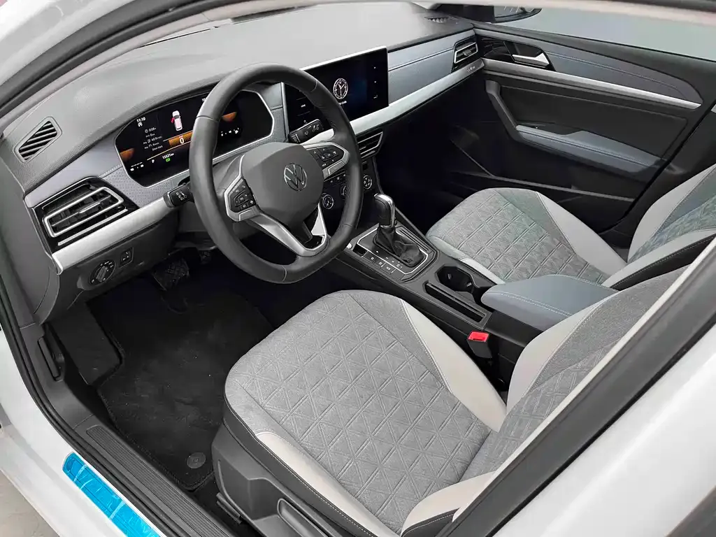 Volkswagen Lavida 2023 из CN, фото 5