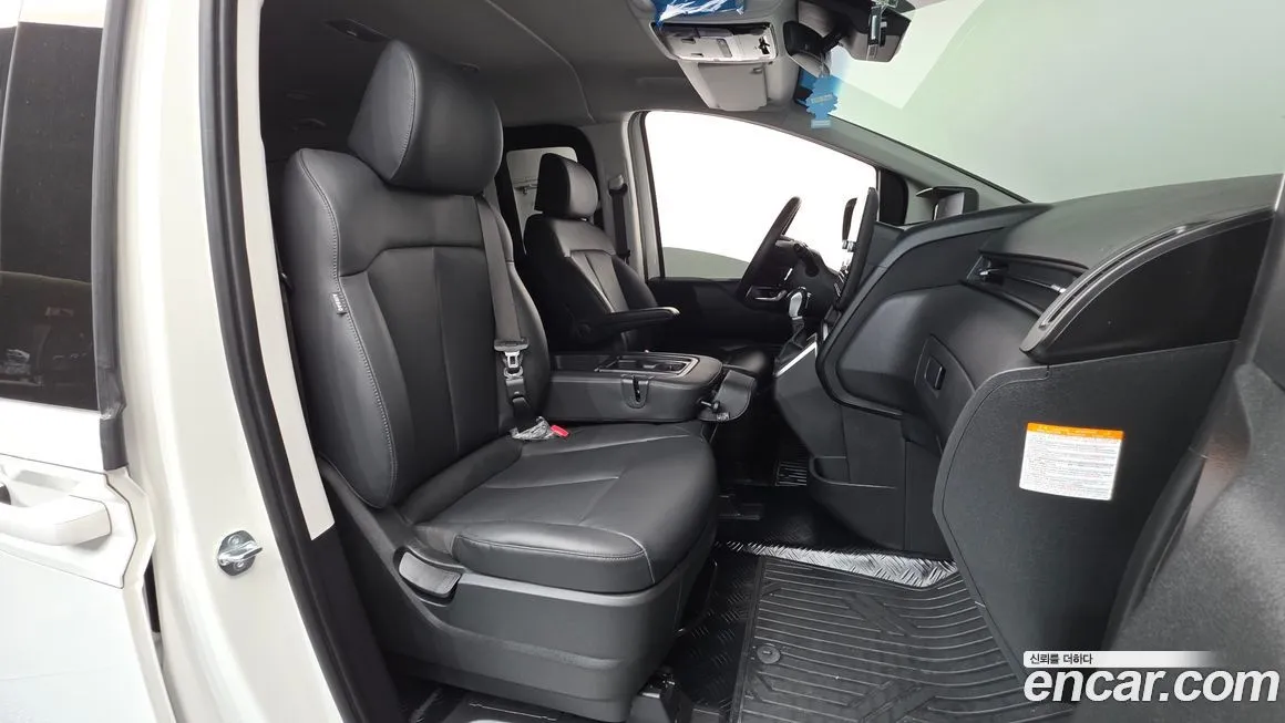 Hyundai Staria 2025 из KR, фото 7