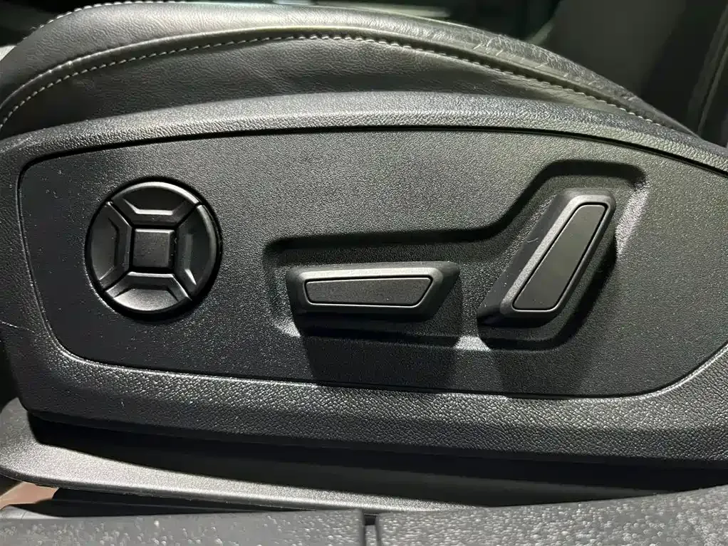 Audi A3 2023 из CN, фото 10