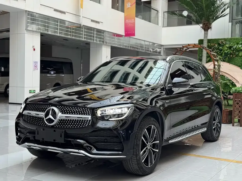 Mercedes-Benz GLC — фото 1