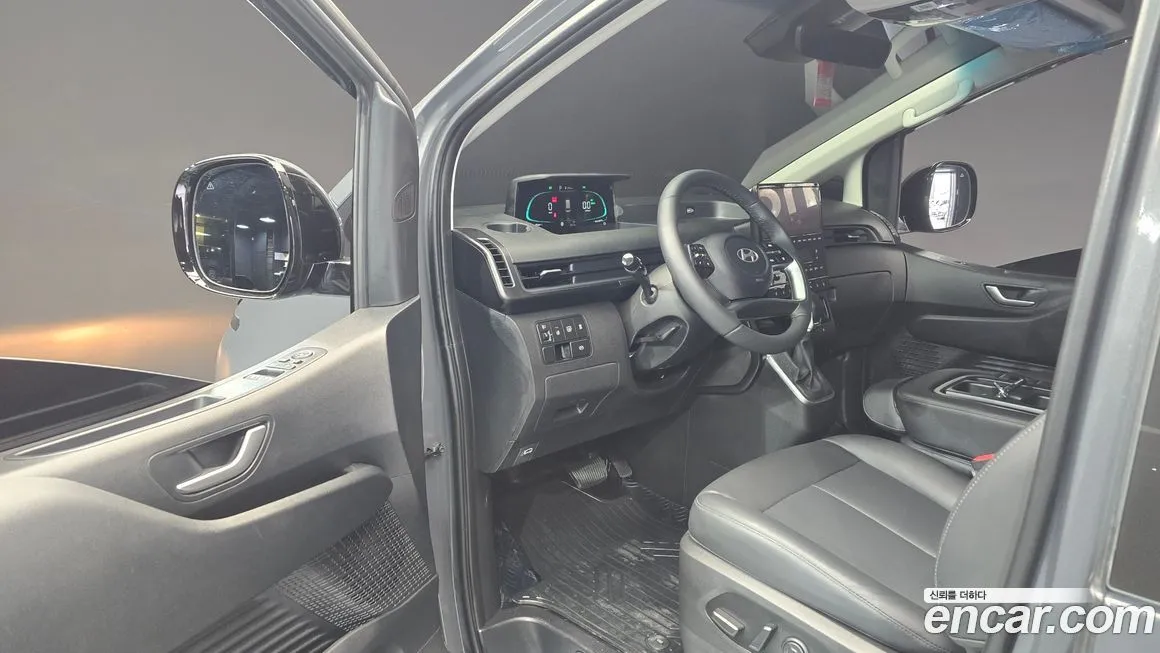 Hyundai Staria 2025 из KR, фото 8