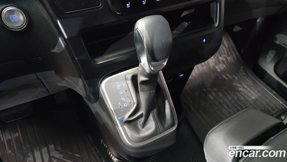 Hyundai Staria 2025 из KR, фото 3