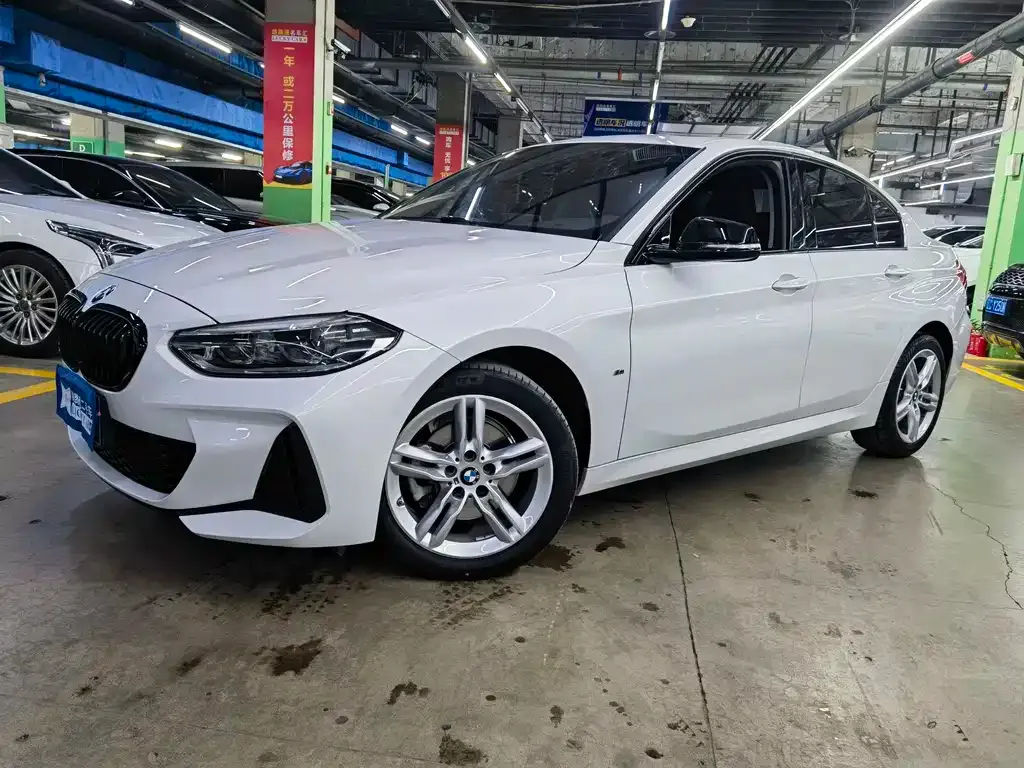 BMW 1 Series — фото 1