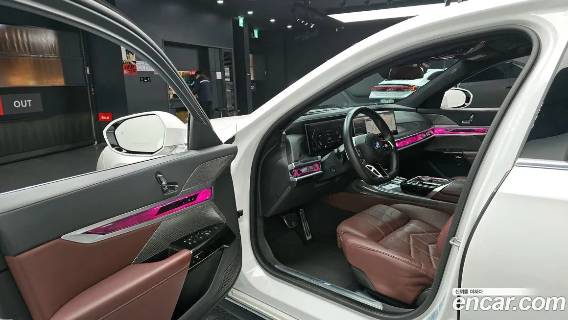 BMW 7-Series 2023 из KR, фото 10