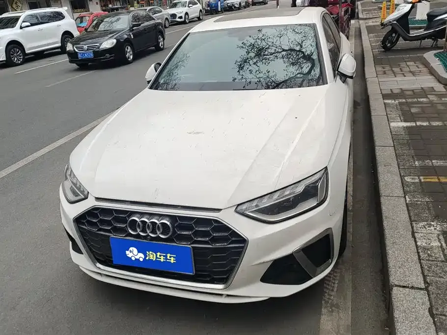 Audi A4L 2022 из CN, фото 7
