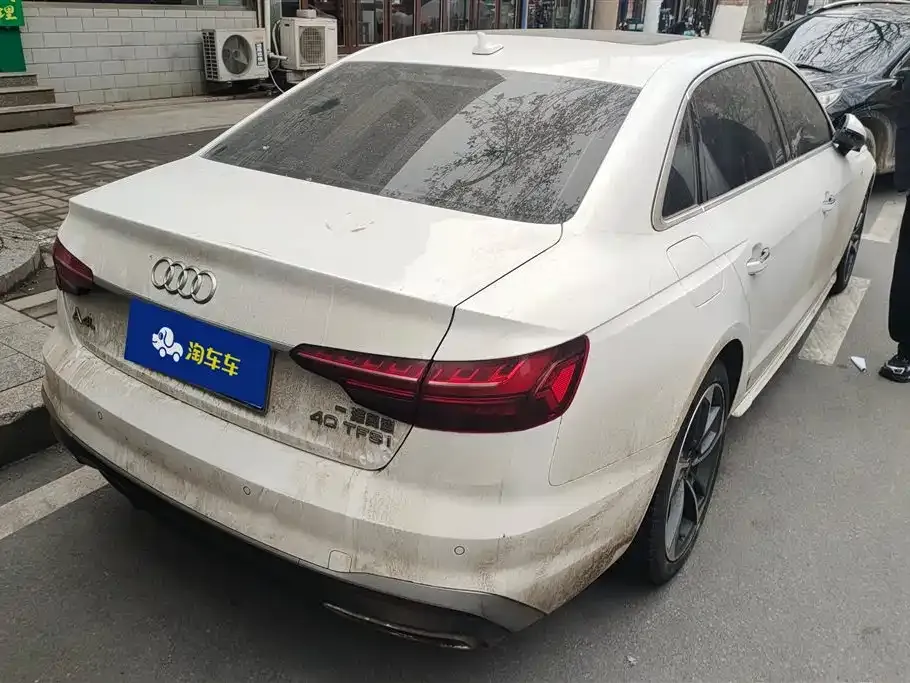 Audi A4L 2022 из CN, фото 8