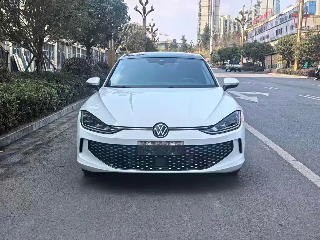 Volkswagen Lamando 2024 из CN, фото 9