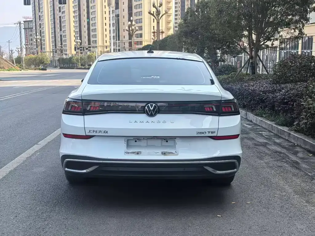 Volkswagen Lamando 2024 из CN, фото 8