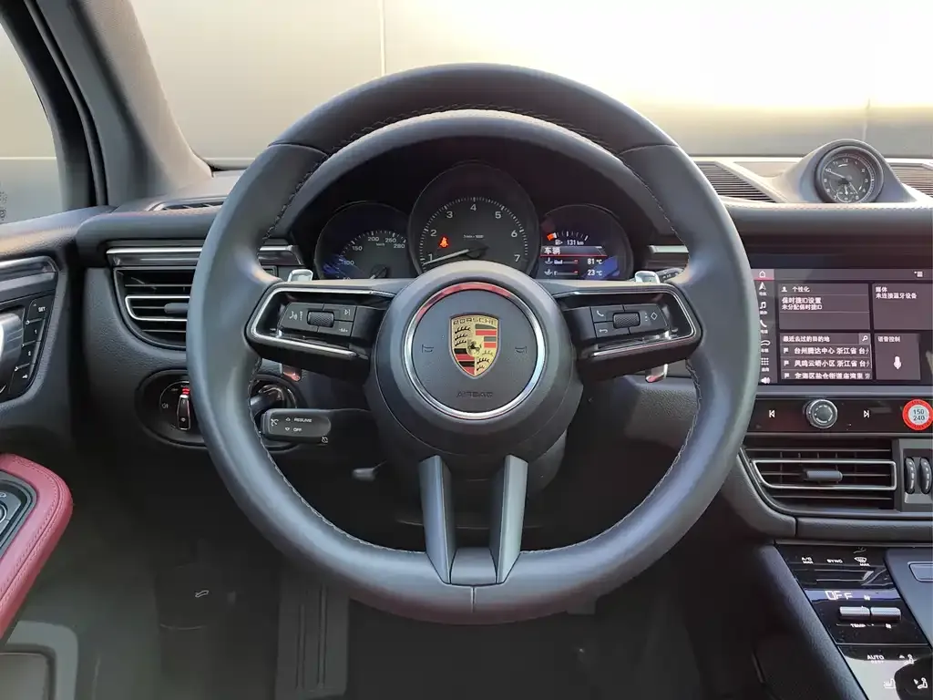 Porsche Macan 2024 из CN, фото 6