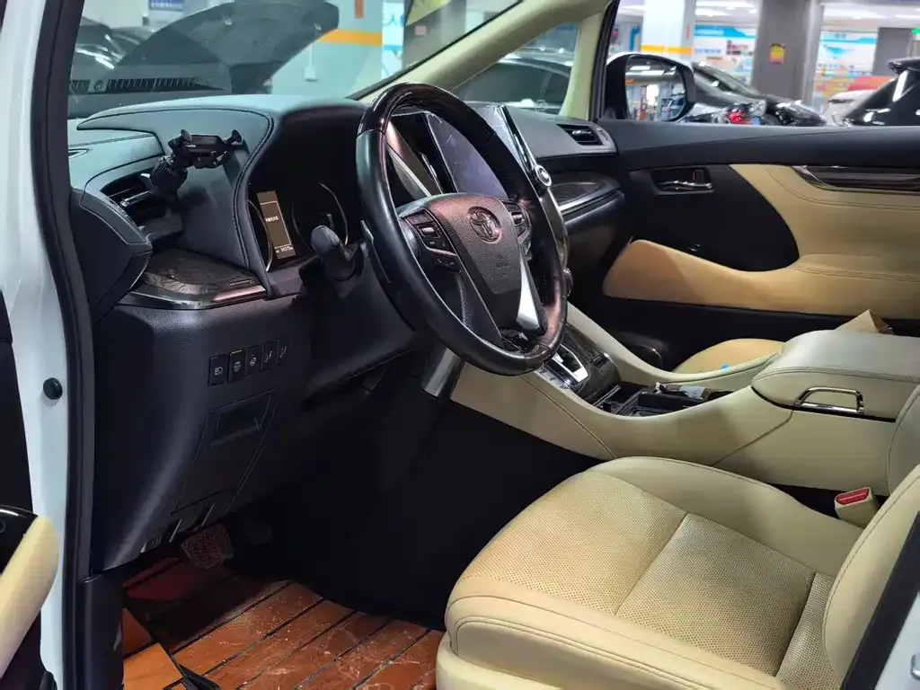 Toyota Alphard 2022 из CN, фото 6