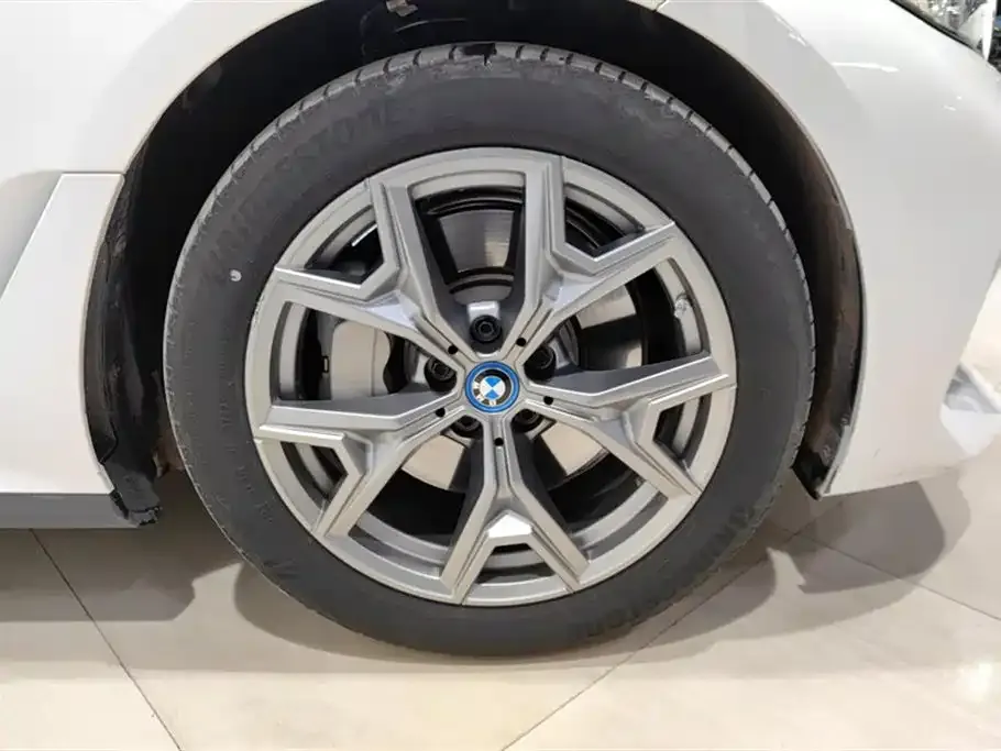BMW i3 — фото 7