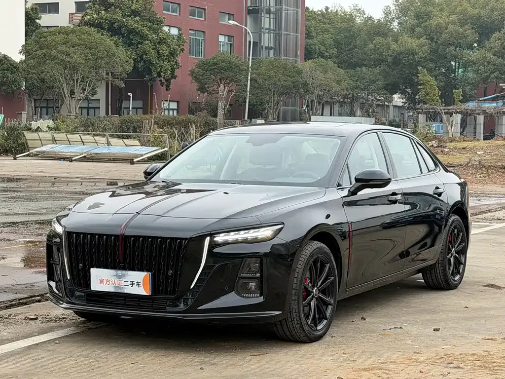 Hongqi H5 — фото 1