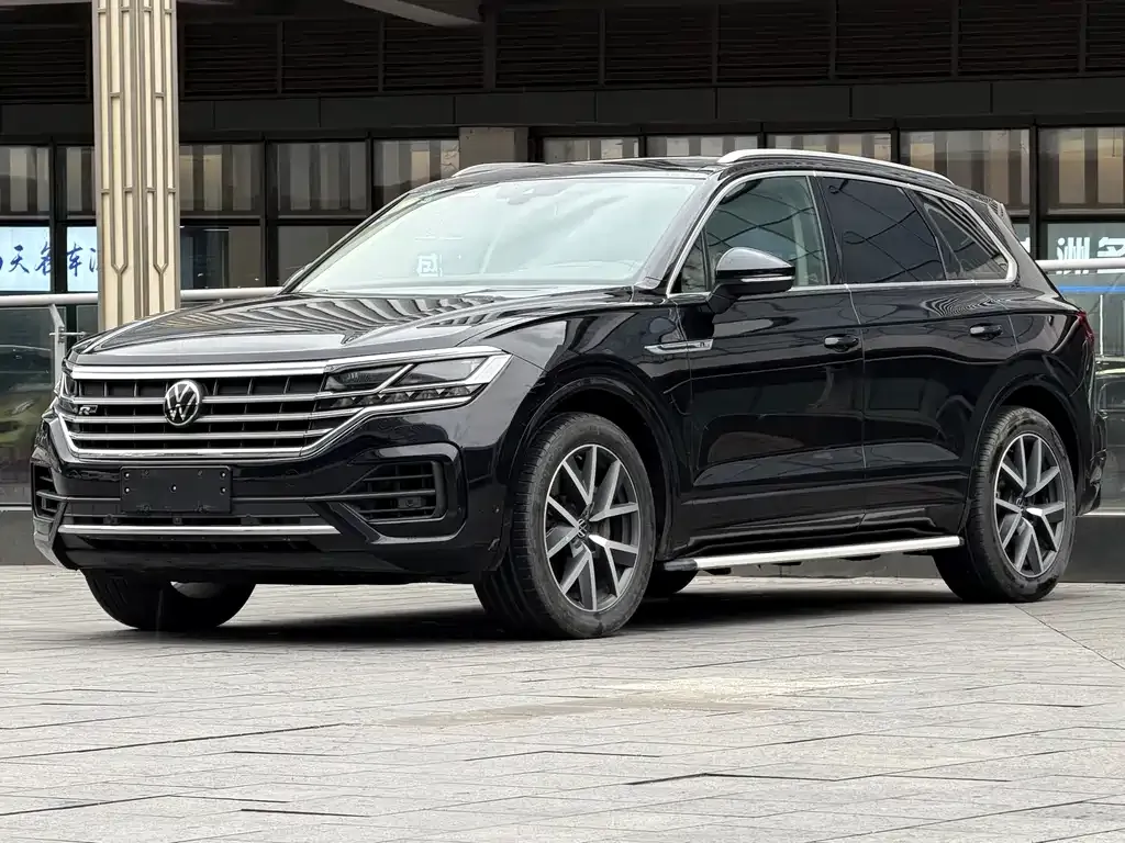 Volkswagen Touareg 2021 из CN, фото 1
