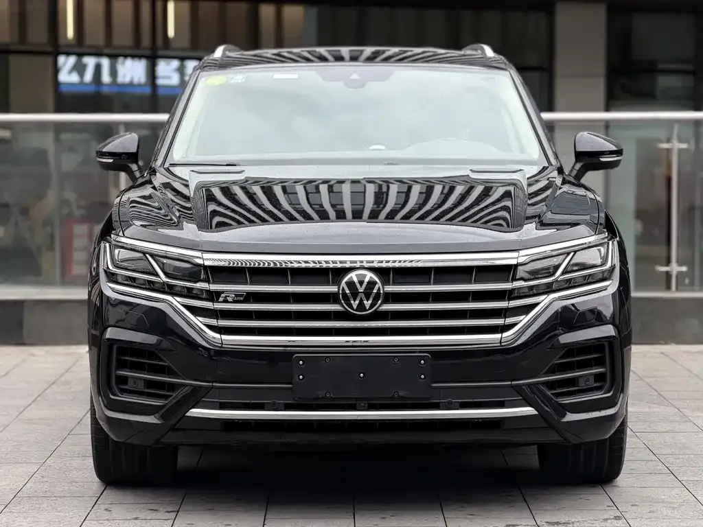 Volkswagen Touareg 2021 из CN, фото 2