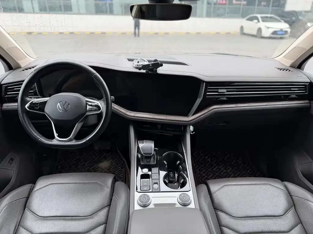 Volkswagen Touareg 2021 из CN, фото 6