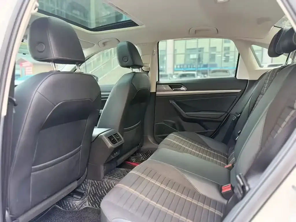 Volkswagen Lavida 2022 из CN, фото 9