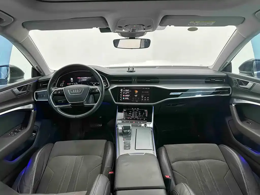 Audi A7L 2023 из CN, фото 3