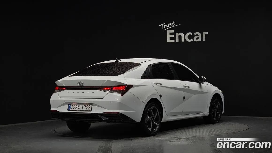 Hyundai AVANTE — фото 2