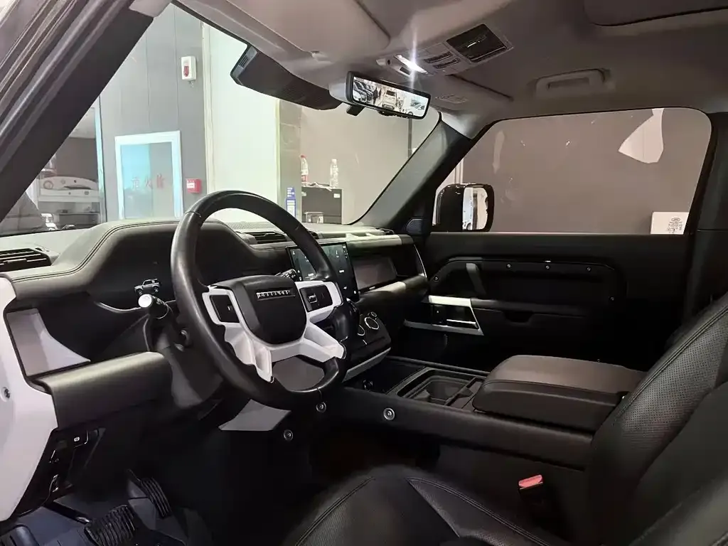 Land Rover Defender 2023 из CN, фото 4