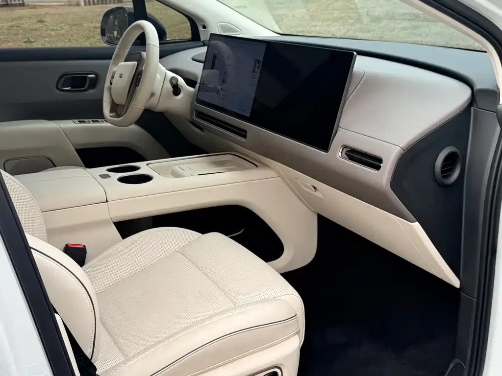 Li Auto i8 2025 из CN, фото 7