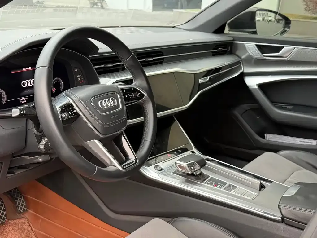 Audi A6L — фото 6