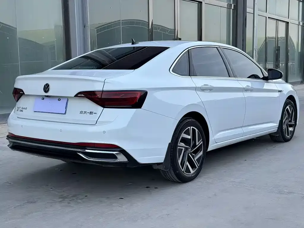 Volkswagen Sagitar 2023 из CN, фото 8