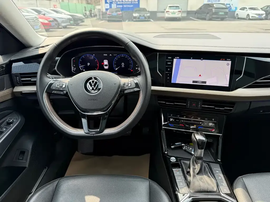 Volkswagen Passat — фото 5