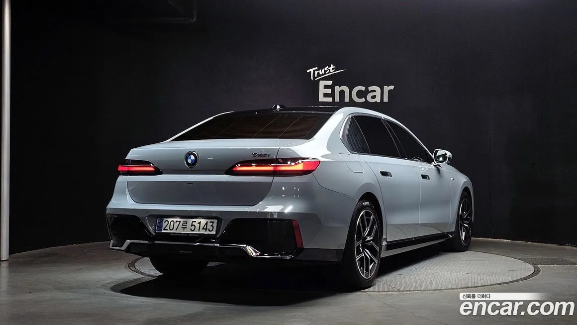 BMW 7-Series 2023 из KR, фото 4