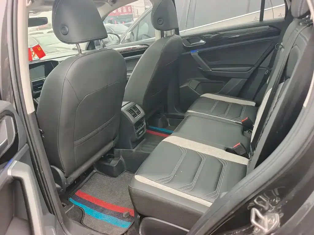 Volkswagen GTE PHEV 2021 из CN, фото 4