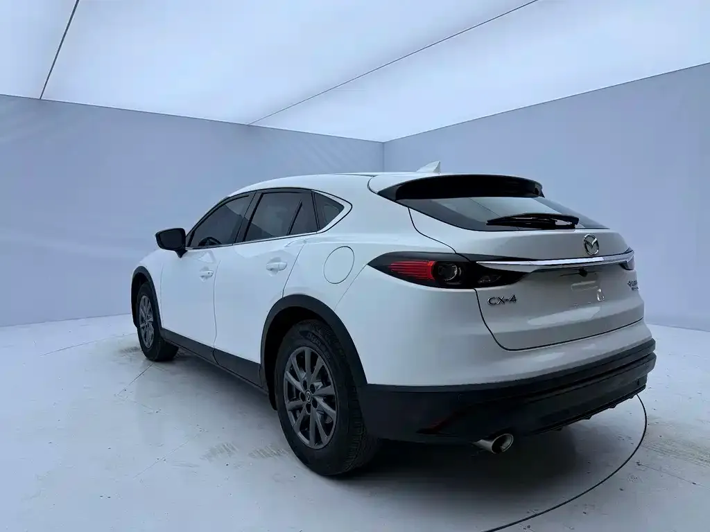 Mazda CX-4 — фото 5