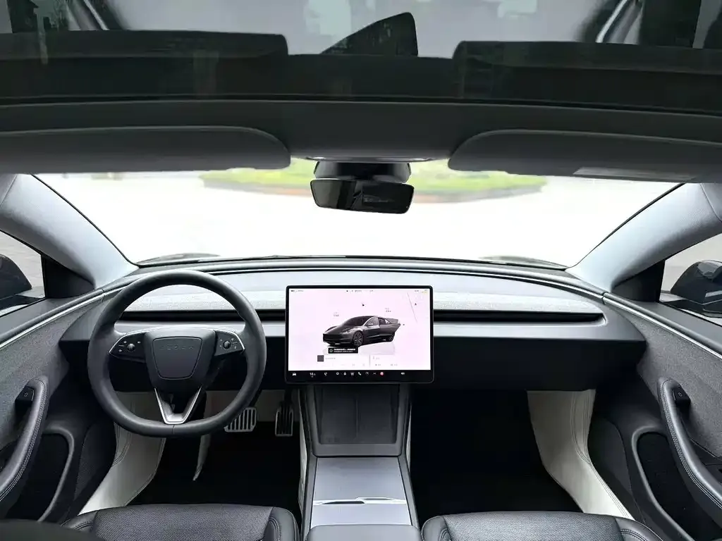 Tesla Model 3 — фото 5