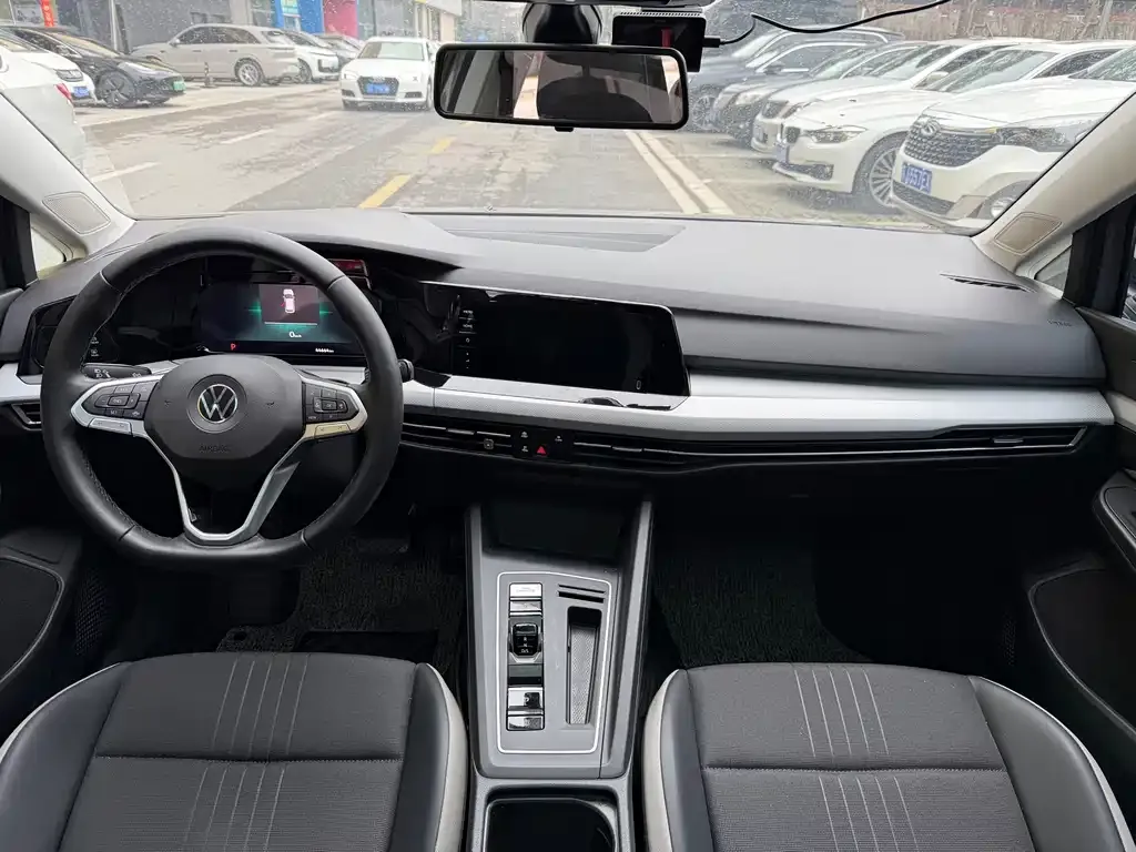 Volkswagen Golf 2021 из CN, фото 9