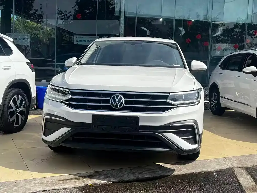 Volkswagen Tiguan L 2022 из CN, фото 10