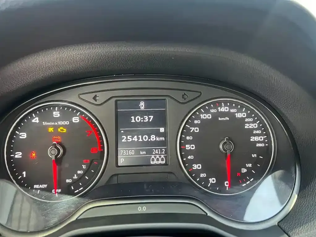 Audi Q2L 2021 из CN, фото 10