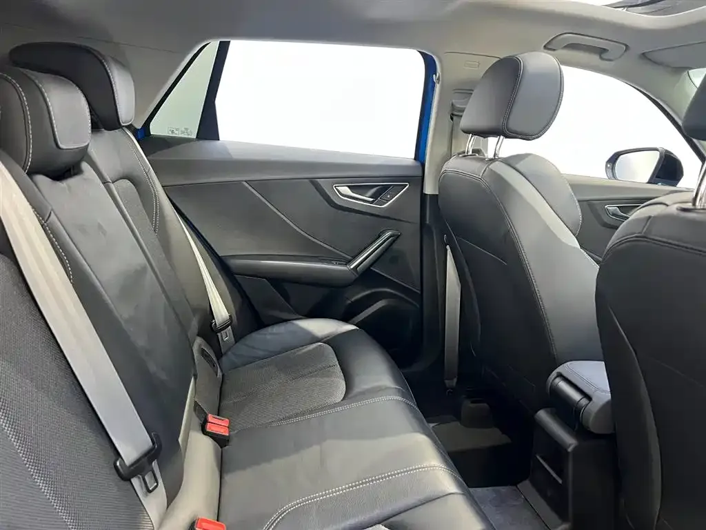 Audi Q2L 2021 из CN, фото 5