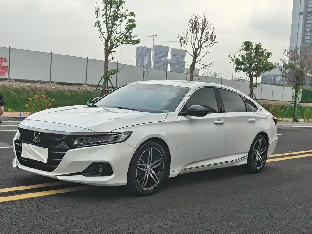 Honda Accord — фото 4