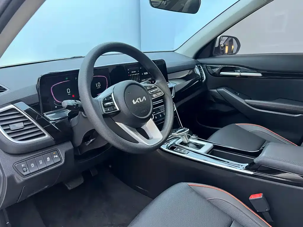 Kia Seltos 2023 из CN, фото 8