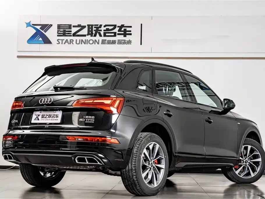 Audi Q5L — фото 3