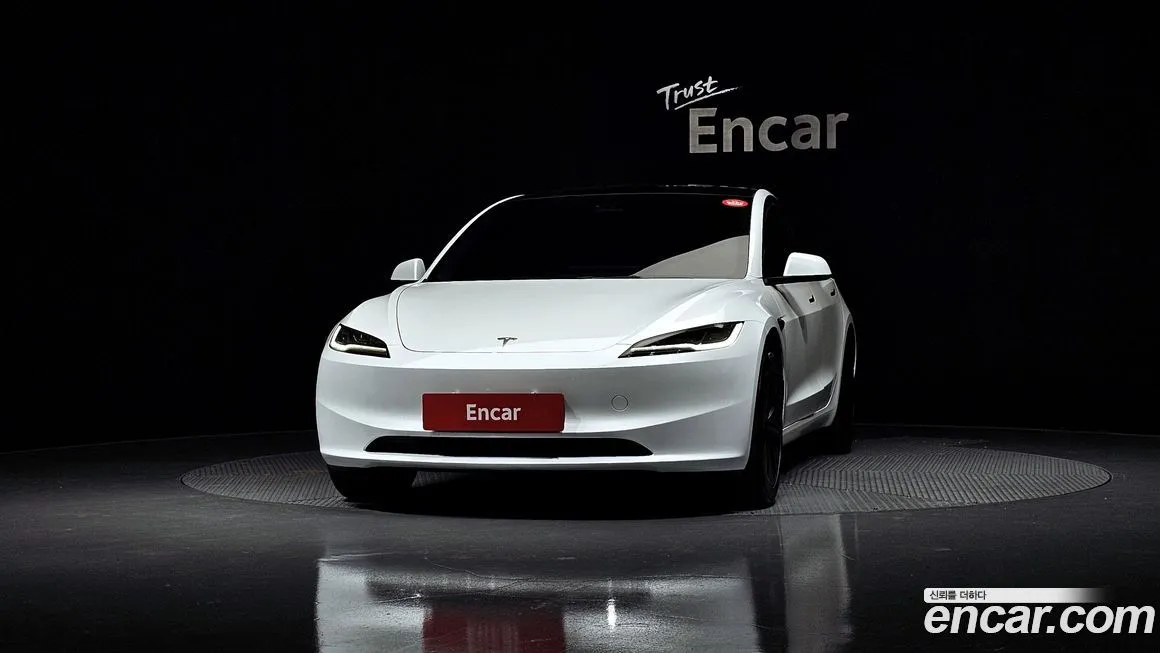 Tesla Model 3 — фото 2