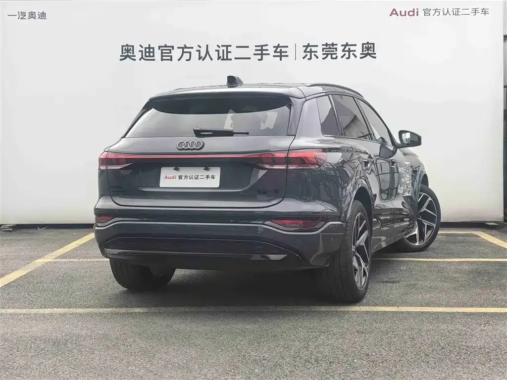 Audi Q6L e-tron — фото 6