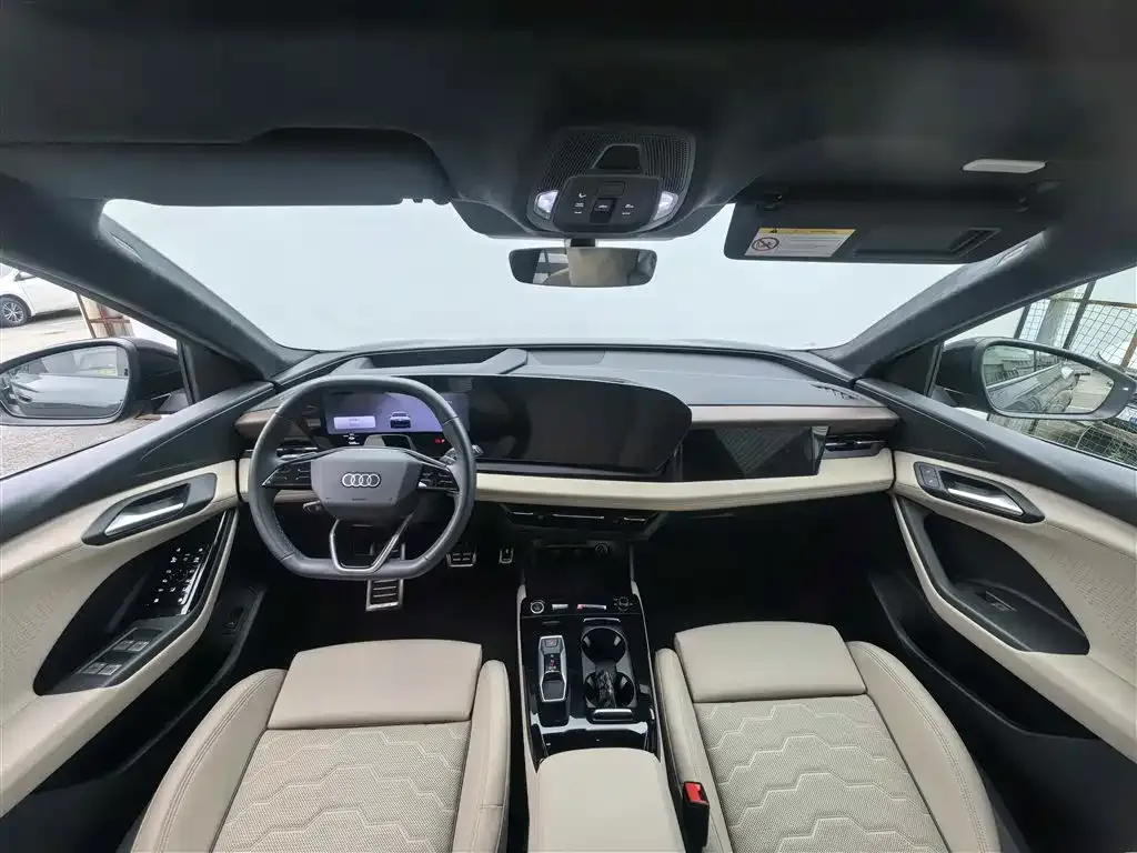 Audi Q6L e-tron — фото 10