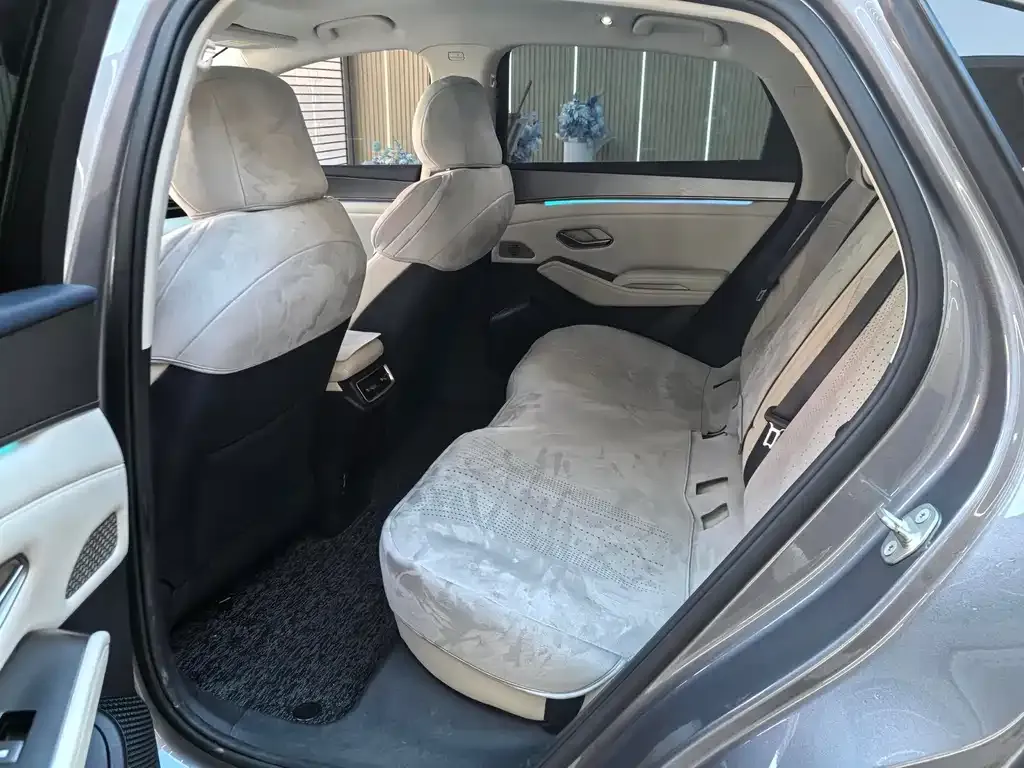 BYD Qin L 2024 из CN, фото 5