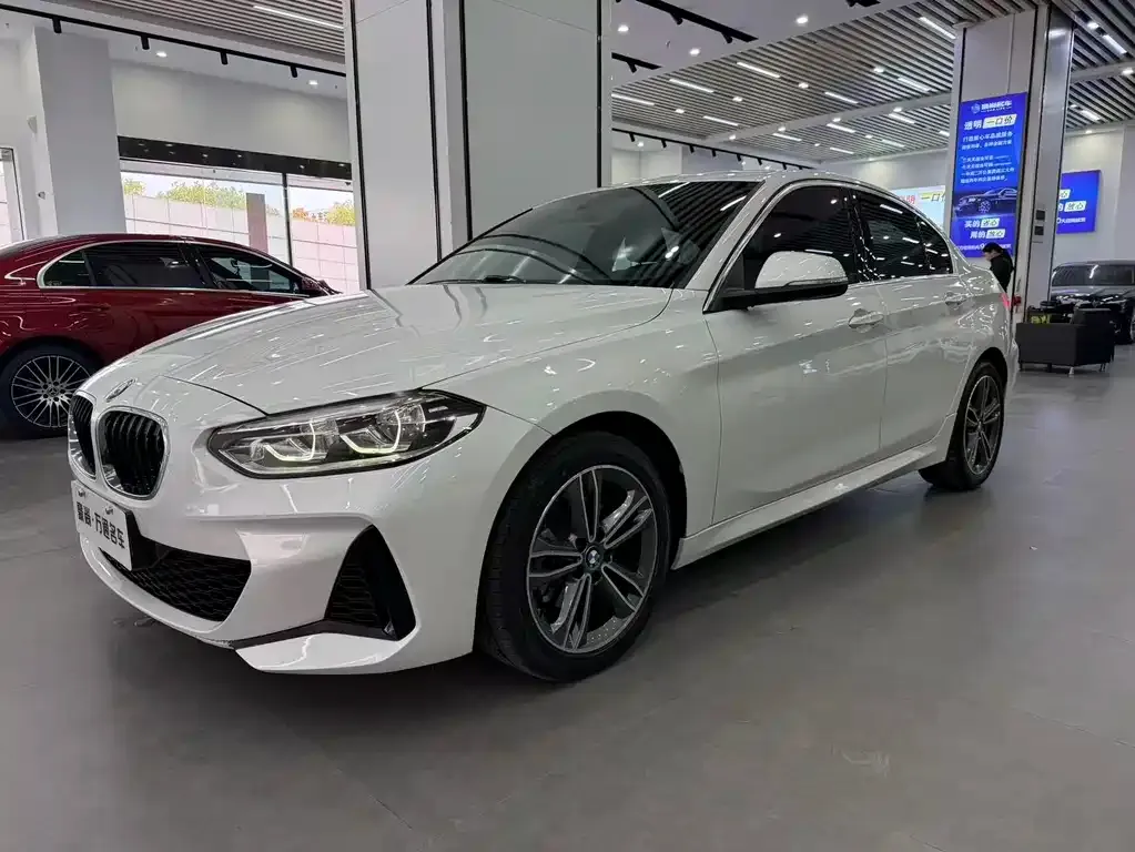 BMW 1 Series — фото 1