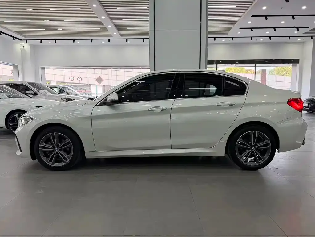 BMW 1 Series — фото 10