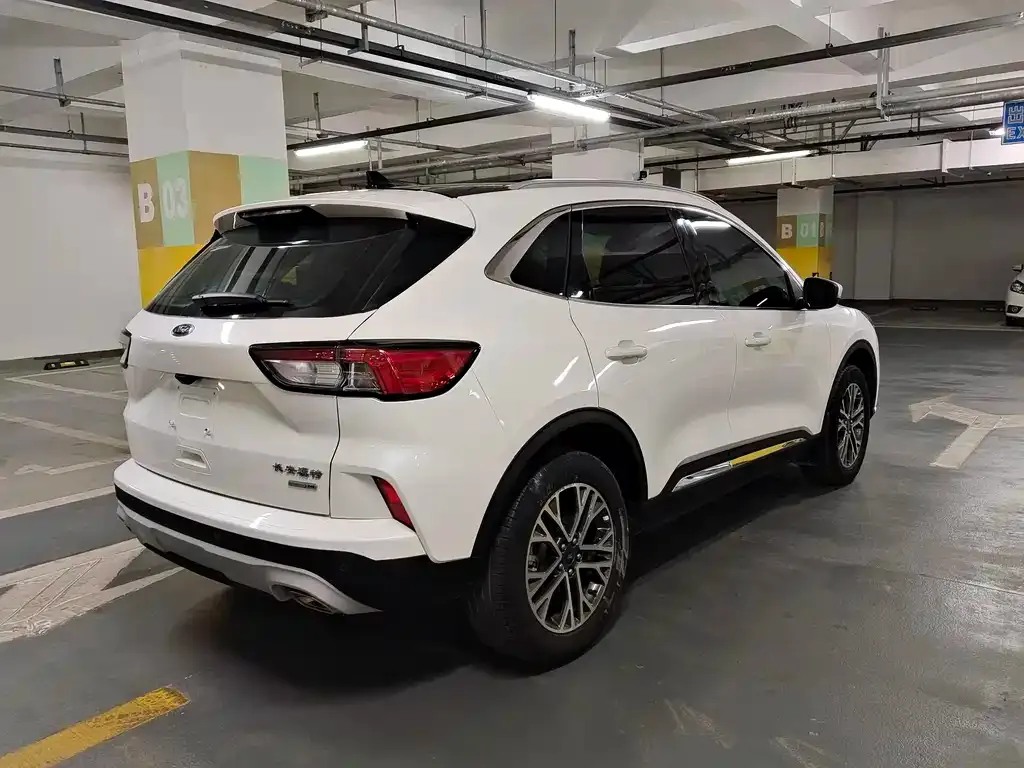 Ford Escape 2022 из CN, фото 7